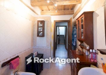 Bagno - Rustic Frazione Costa, 123, Arcevia - photo 3