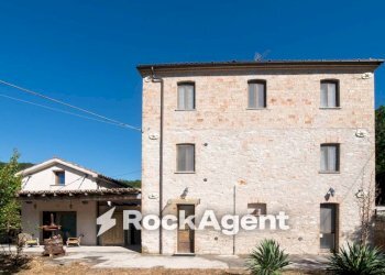 Facciata - Rustic Frazione Costa, 123, Arcevia - photo 36