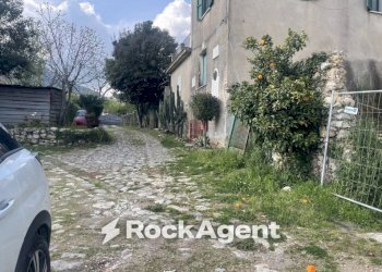 Terreno - Terreno agricolo contrada Salella, San Cipriano Picentino - foto 15