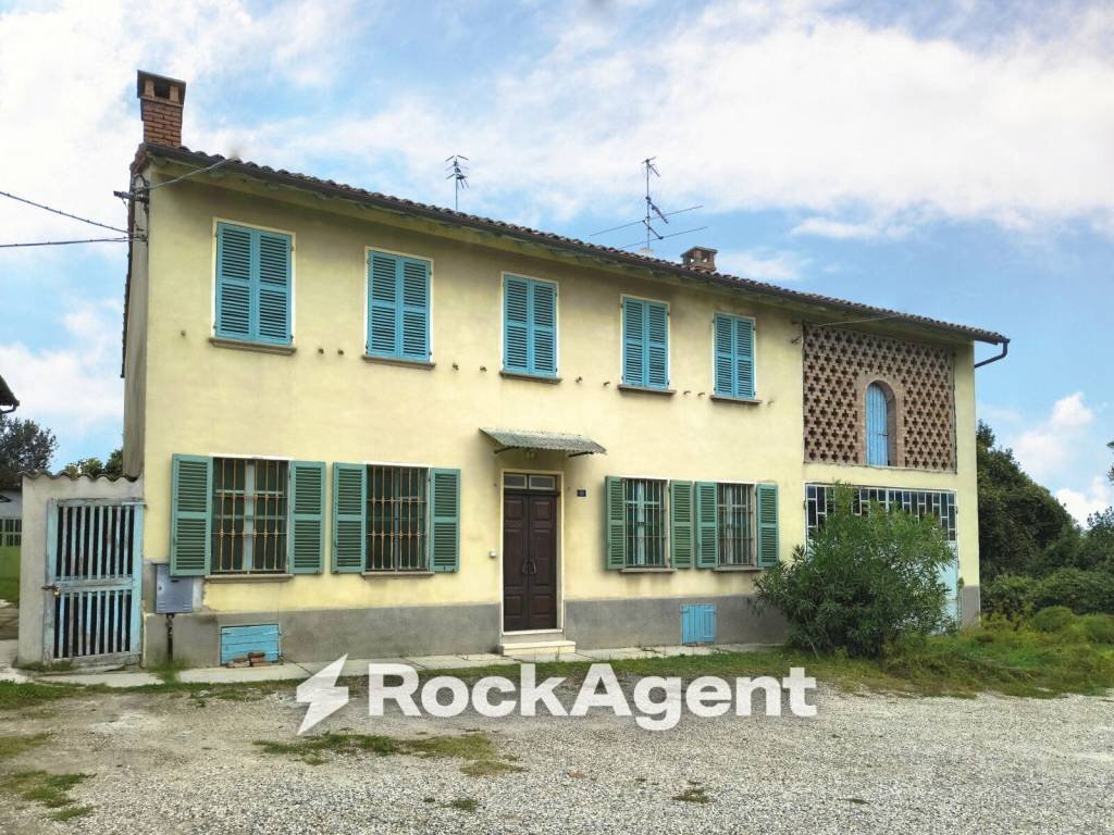 Facciata - Casa indipendente SP72, 101, Vignale Monferrato - foto 1