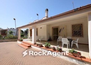 Giardino - Villa strada Provinciale 291, Ugento - photo 1
