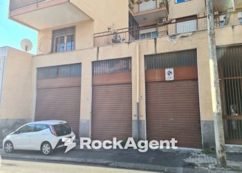 Ingresso - Magazzino via Regina Bianca, 103, Catania - foto 6