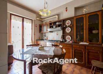 Cucina - Apartment via Vittorio Butera, 14, Catanzaro - photo 15