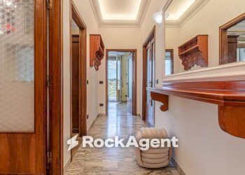 Corridoio - Appartamento viale Camillo Benso di Cavour, 238, Siena - foto 19