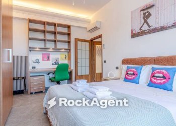 Camera da letto - Appartamento viale Camillo Benso di Cavour, 238, Siena - foto 23