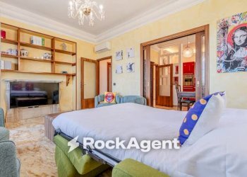 Camera da letto - Appartamento viale Camillo Benso di Cavour, 238, Siena - foto 24