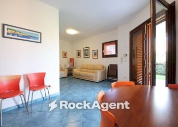 Salone - Villa via di Torre Testa, Brindisi - foto 6