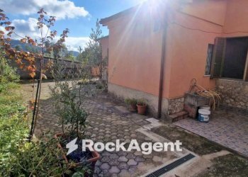 Giardino - Villa via Palmente, 42, Rogliano - foto 30