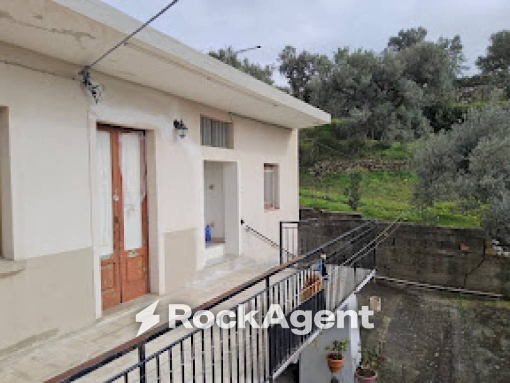 Terrazzo - Casa indipendente Gioiosa Ionica - foto 1