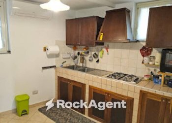 Cucina - Casa indipendente Gioiosa Ionica - foto 2