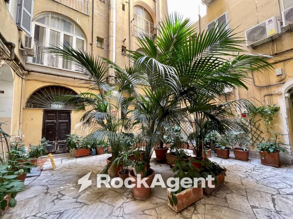 Cortile interno - Bilocale via Principe Amedeo, 307, Roma - foto 2