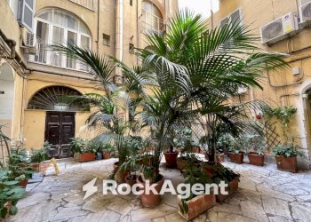 Cortile interno - Bilocale via Principe Amedeo, 307, Roma - foto 2