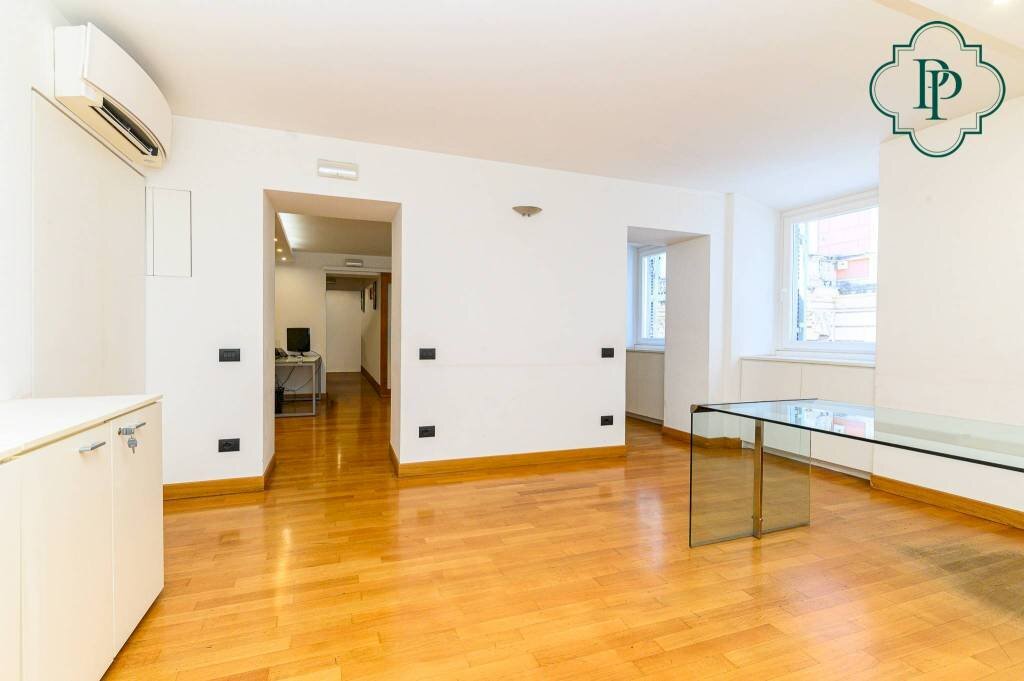 Ufficio - Appartamento via della Fontanella di Borghese, Roma (zona Centro Storico) - foto 3