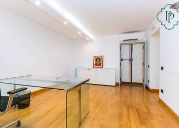 Ufficio - Appartamento via della Fontanella di Borghese, Roma (zona Centro Storico) - foto 13
