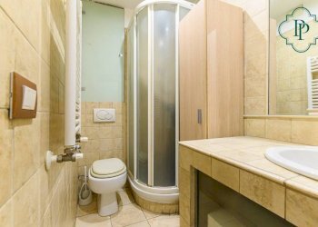 Bagno - Ufficio via della Fontanella di Borghese, Roma (zona Centro Storico) - foto 19