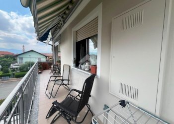 Four-room apartment Via Giuseppe Verdi, San Francesco al Campo - photo 3
