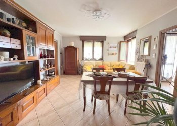 Four-room apartment Via Giuseppe Verdi, San Francesco al Campo - photo 11