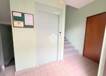 Four-room apartment Via Giuseppe Verdi, San Francesco al Campo - photo 13