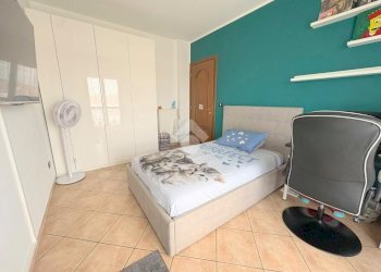 Four-room apartment Via Giuseppe Verdi, San Francesco al Campo - photo 18
