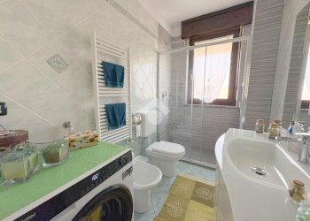 Four-room apartment Via Giuseppe Verdi, San Francesco al Campo - photo 22
