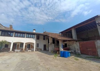 WhatsApp Image 2026-08-26 at 14.59.47 (1) - Casale Via Maggiore, Sesto ed Uniti - foto 27