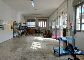 20250407_103440.jpg - Capannone Via V. Veneto 36, Bovisio-Masciago - foto 3