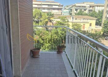 Balcone - Three-room apartment Via Raffaello Sanzio, Pescara - photo 19