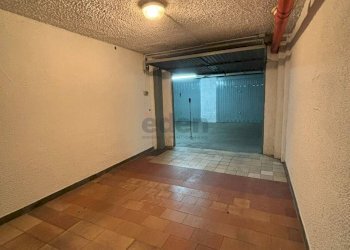 GARAGE - Box Via Gaetana Agnesi 12, Modena - foto 9
