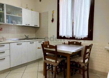 Cucina - Four-room apartment Via Piella 11, Castelfranco Emilia - photo 9