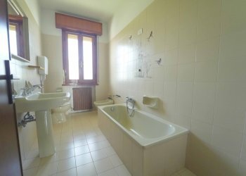 Bagno con vasca - Appartamento Via Caduti in Guerra 2/A, Santarcangelo di Romagna - foto 12