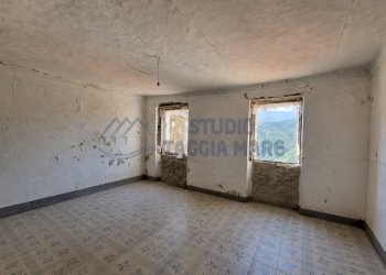 ChatGPT Image 29 jul 2026, 19_49_41 - Townhouse Via Roma 19, Molini di Triora - photo 4