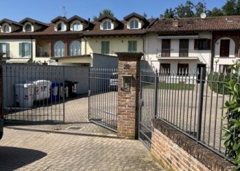 2 (FILEminimizer) - Mansarda all'asta Via Borgo Valentino 28, Arignano - foto 1