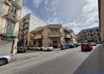 WhatsApp Image 2026-05-21 at 10.20.16 - Stable - Palace Via Masdea 2, Taranto - photo 1