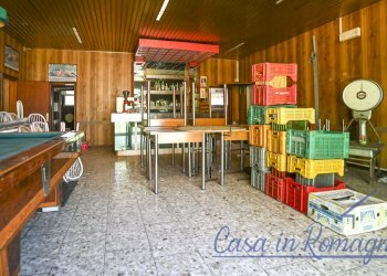 locale (2 di 32).jpg - Locale Commerciale Via Garampa, Cesena - foto 17