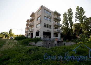 capannone grezzo (4 di 31).jpg - Commercial Premises Via Camillo Prampolini, Rimini - photo 13