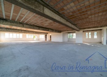 capannone grezzo (18 di 31).jpg - Commercial Premises Via Camillo Prampolini, Rimini - photo 23