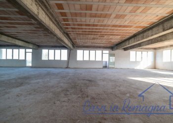 capannone grezzo (24 di 31).jpg - Commercial Premises Via Camillo Prampolini, Rimini - photo 29