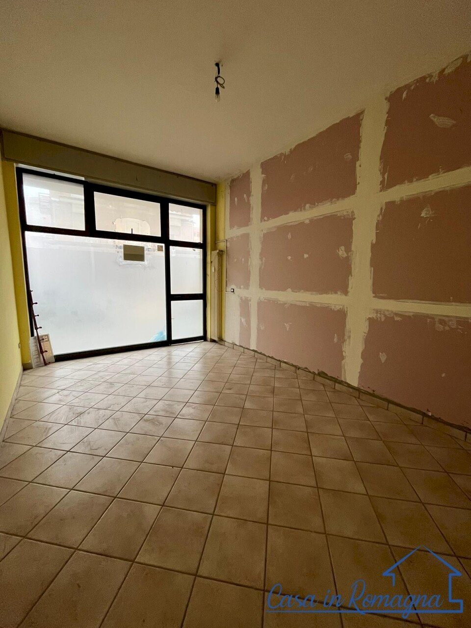 Immagine WhatsApp 2025-01-25 ore 15.52.05_296abcb6 - Commercial Premises Via Palotta 12, Rimini - photo 2