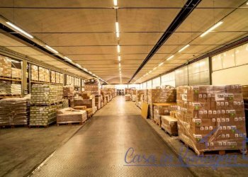 Capannone-28.jpg - Laboratory Via Ausa, Rimini - photo 30