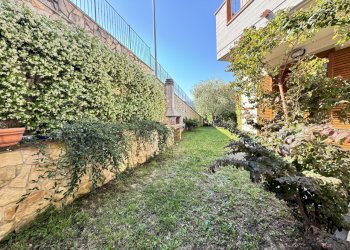 IMG_2660 - Villa Via della Selva 2a, Vaiano - photo 1