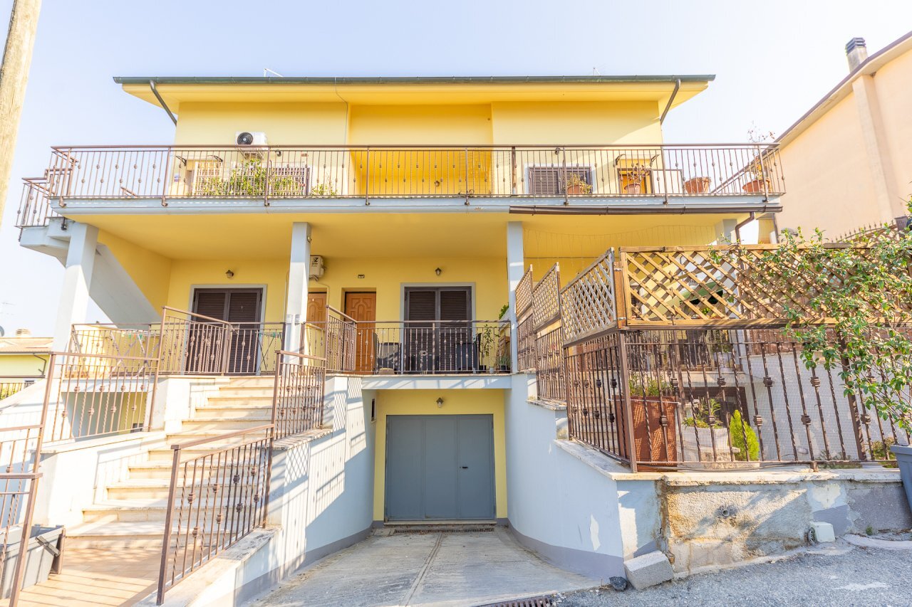 2 - Three-room apartment Via Santa Croce, Mentana - photo 2