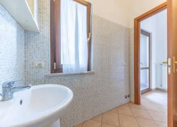 24 - Three-room apartment Via Santa Croce, Mentana - photo 16