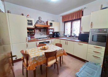 6 - Four-room apartment Via Vincenzo Borelli, Guidonia Montecelio - photo 6
