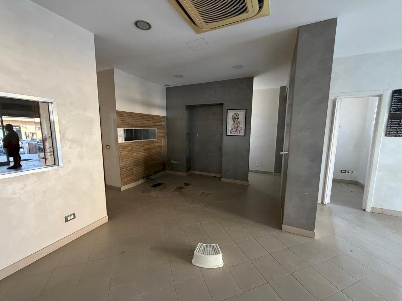 WhatsApp Image 2026-07-28 at 18.35.51 - Commercial Premises Fiano Romano - photo 3