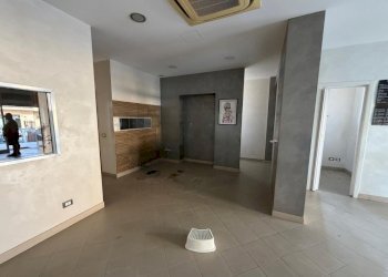 WhatsApp Image 2026-07-28 at 18.35.51 - Commercial Premises Fiano Romano - photo 3