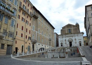rib1 - Three-room apartment Piazza del Plebiscito, Ancona - photo 1