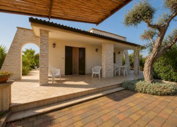 DE2ED6D7-022A-4361-9330-B5FD2FE12E01 - Villa San Vito dei Normanni - foto 8