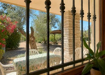 76F4F3E7-DAD7-4150-8F38-5E2E3C6938A4 - Villa San Vito dei Normanni - foto 19