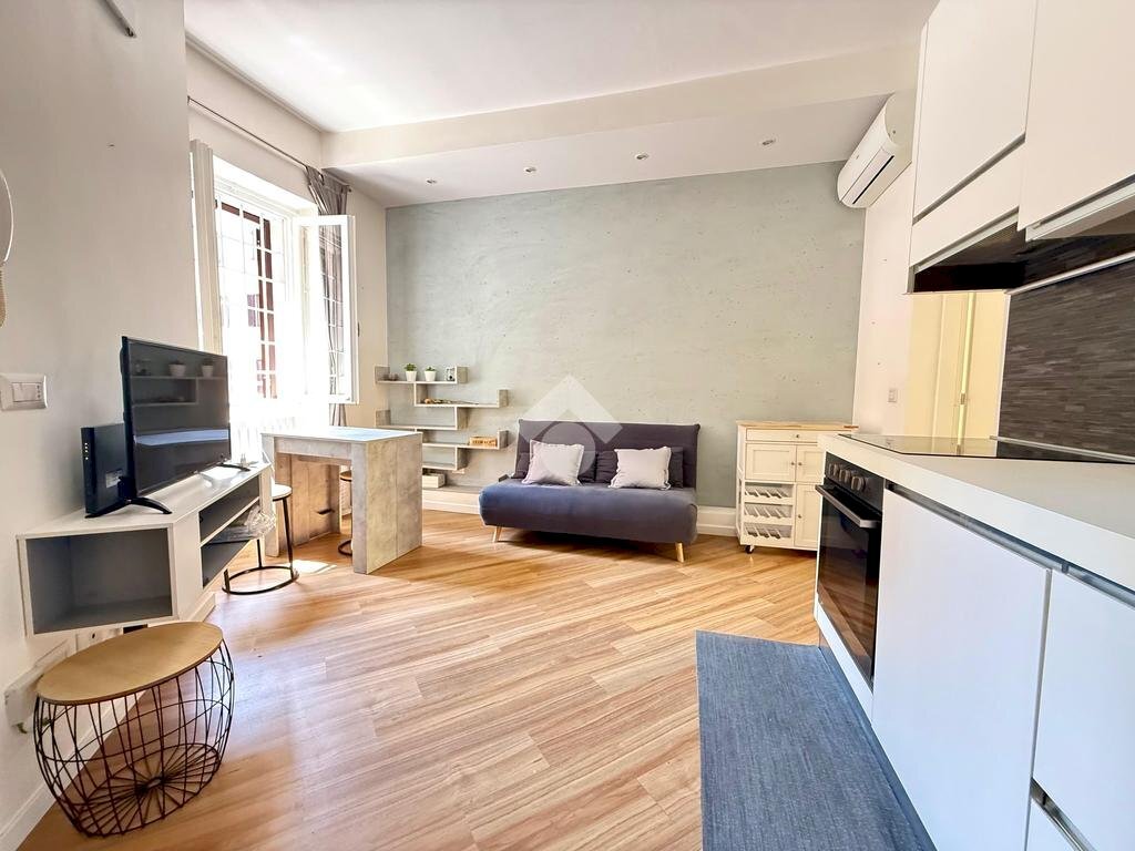 Two-room apartment Via Gaudenzio Ferrari, Milano (neighborhood Ticinese) - photo 1