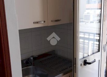 One-room apartment Via Monginevro, Torino (neighborhood San Paolo) - photo 9